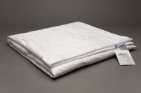 Одеяло 1,5-спальное Grass Familie коллекция Exclusive Silk Familie Bio всесезонное 140x205